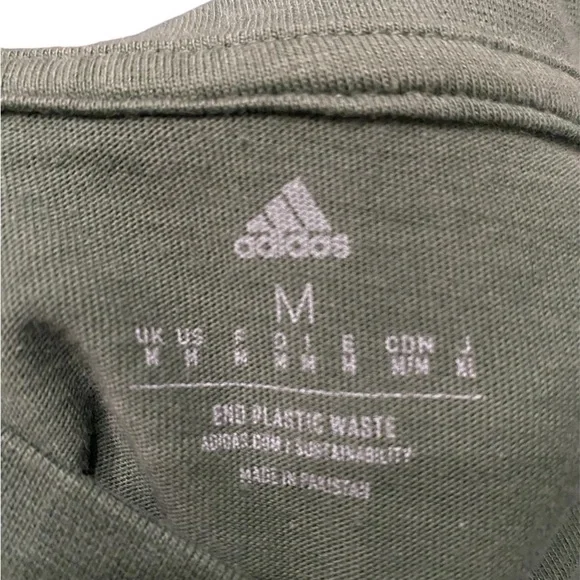 Adidas Graphic Tee - Picture 5 of 5